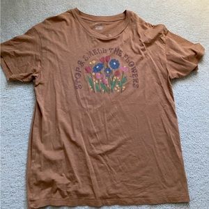 (NWOT) American Eagle t-shirt